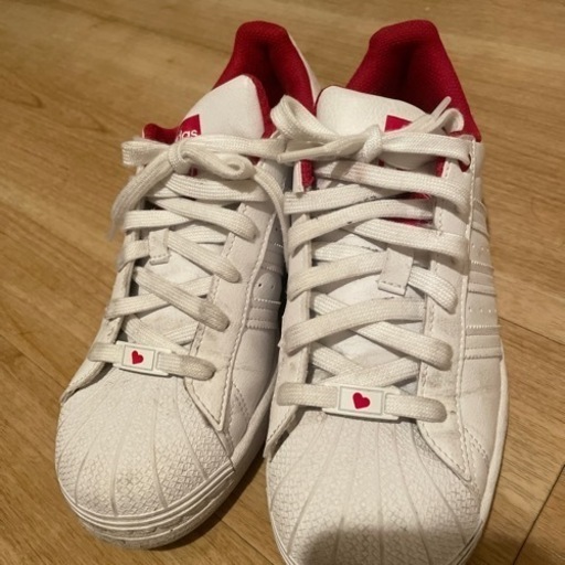 adidas スニーカー　superstar