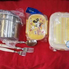 お弁当箱他