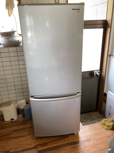 完動品冷蔵庫（凡そ家族４人分目安）