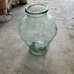 ガラスの壺の画像