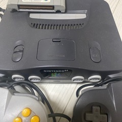任天堂64 本体　マリオカート64のソフト付きの画像
