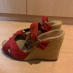 gaimo サンダル　赤色　の画像