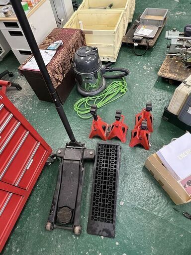 油圧ジャッキ一式 パンク修理/車の修理/その他作業に便利