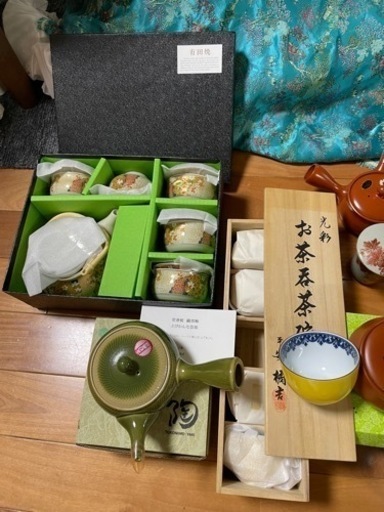 九谷焼、有田焼、常滑焼等、たち吉含め、70点以上の食器、花瓶まとめて