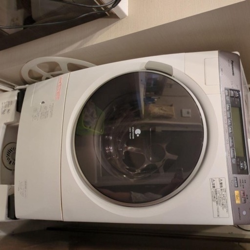 ⚠️期間限定 ドラム式電気乾燥洗濯機　Panasonic NA-VX7200R-W 2012年式