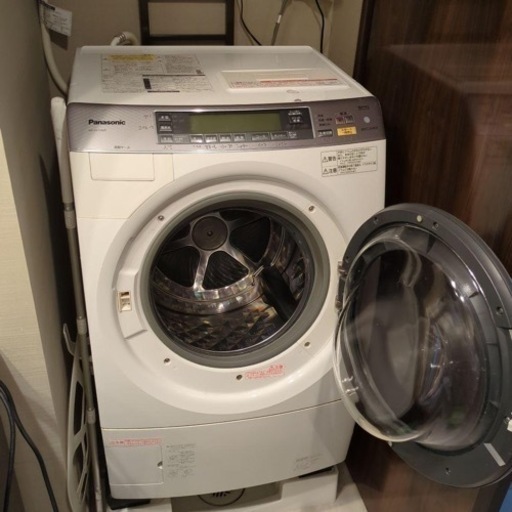 ⚠️期間限定 ドラム式電気乾燥洗濯機　Panasonic NA-VX7200R-W 2012年式