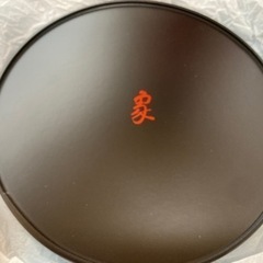 お盆　（直径22センチ程）の画像