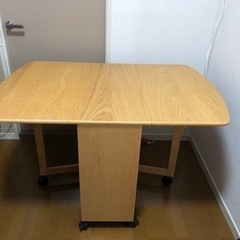 バタフライテーブル　無料で差し上げますの画像