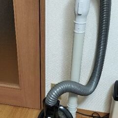 シャープ　サイクロン掃除機の画像