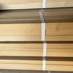 【格安】杉野縁　4000×30×40  1束12本入！垂木、根太、下地材、DIYなどに。在庫120束ありますので複数の方へ販売できます。の画像