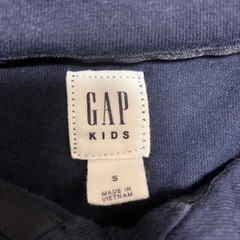 GAPポロシャツの画像