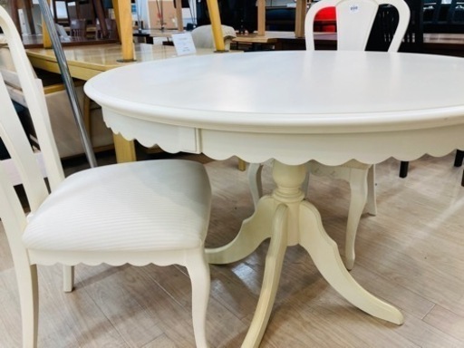 【東海家具】ダイニング3点セット《マリアンディール》のご紹介！