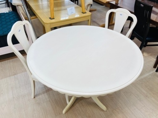 【東海家具】ダイニング3点セット《マリアンディール》のご紹介！