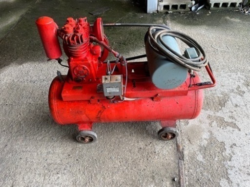 コンプレッサー  100V