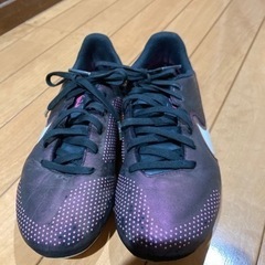 【NIKE】サッカー　スパイク　21.5cmの画像