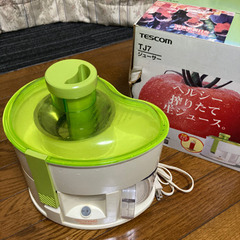 テスコム　ジューサー　