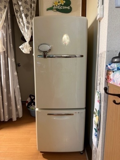レトロデザイン冷蔵庫