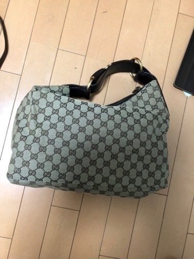GUCCIバック