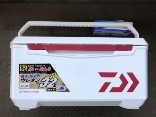 ダイワ　クーラーボックス　ライトトランクα  GU3200