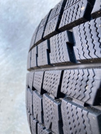 【引渡し決定】ダンロップ スタッドレス 225/50R17 4本