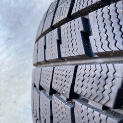 【引渡し決定】ダンロップ スタッドレス 225/50R17 4本の画像