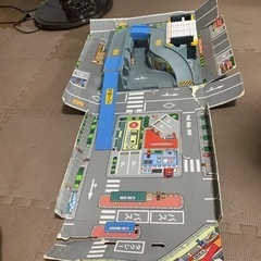 トミカ　お片付け立体マップの画像