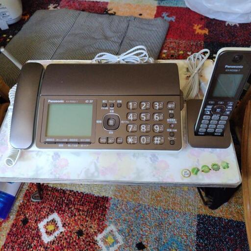 週末取引限定値下げ3500円〜2500円 Pansonicパーソナルファックス　子機付　KX-PD503DL　2014年製