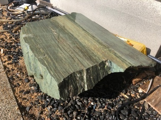 四国　阿波の青石　靴脱ぎ、表面加工済み