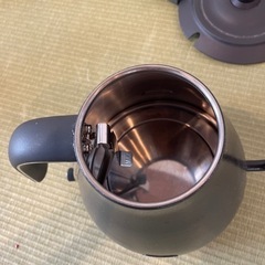 電気ポット【デロンギ】の画像