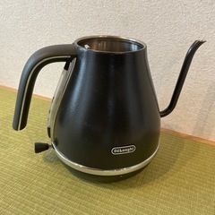 電気ポット【デロンギ】の画像