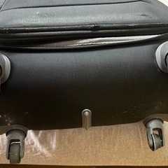 【サムソナイト】スーツケースの画像