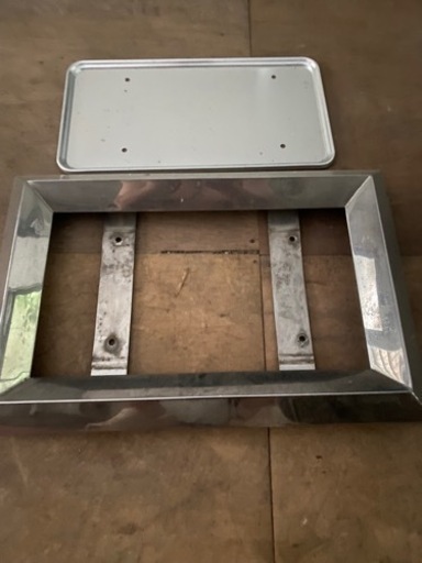 ナンバーフレーム　トラック