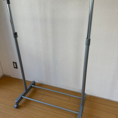 【取引決まりました】ハンガーラック 傷汚れなしの画像