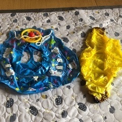 浮き輪たちの画像