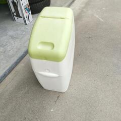 オムツペール