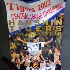 阪神タイガース、壁掛けカレンダー、2004年、躍動感ある写真でカ...