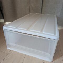 衣装ケース(ニトリ:押入れケース セレスFD ワイド中深型)の画像