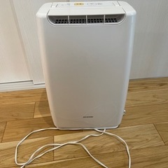 アイリスオーヤマ　除湿器　半分ジャンク品