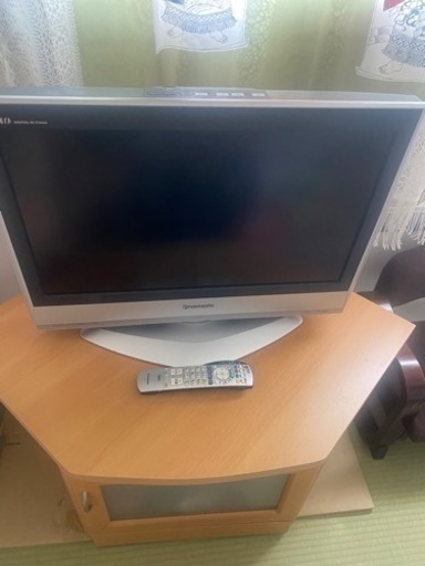 32インチテレビと台セットー