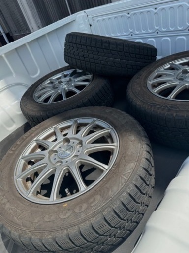 195/65R 15スタッドレスホイールセット　【残量6mm/VOXYに使用しました】