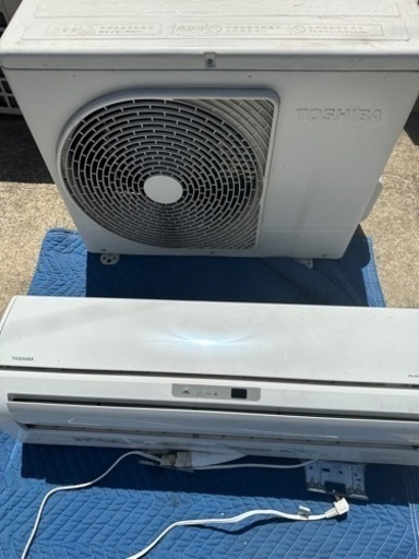 東芝　6畳用　中古エアコン標準取付工事込み