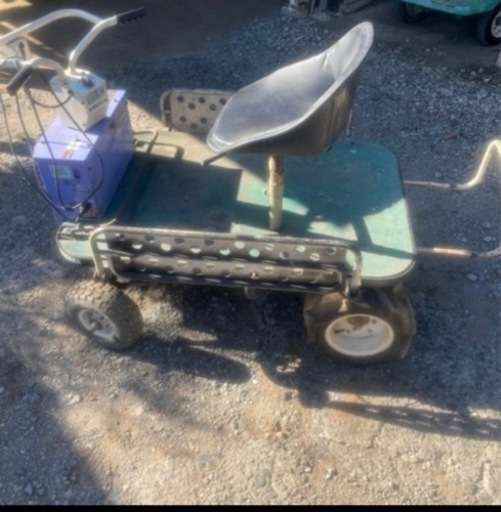 ジャンク品　農機具／片倉機器　棚下電動作業台車