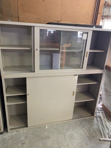 【引取り限定】KOKUYO コクヨ書庫 鍵付き