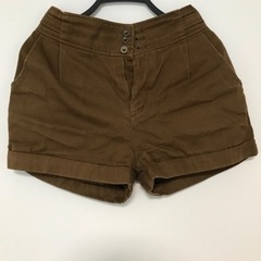 ショートパンツ