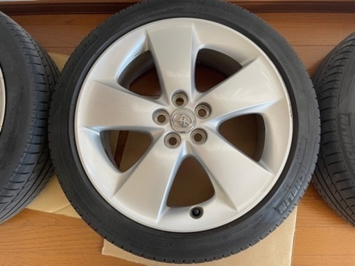 30プリウス　純正ツーリングホイールMichelinタイヤ付き