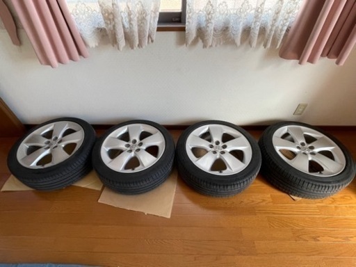 30プリウス　純正ツーリングホイールMichelinタイヤ付き