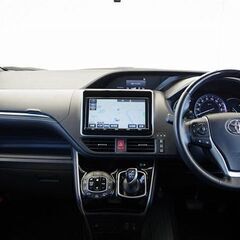 【自社ローン・カートルズ越谷店】 🌞 トヨタ　エスクァイア 1.8Gi ハイブリッド  🌞 【独自審査の提携ローン120回OK】の画像