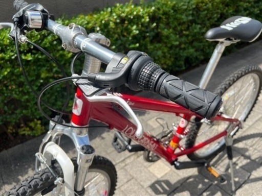 値段変更しました！J24-300   22000円　8/27までに取引完了出来る方のみお願いします。