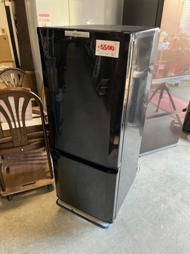☆激安サービス品!!☆ 2ドア冷蔵庫 三菱 146L MR-P15W-B 2013年