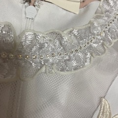 キラキラ可愛レース豪華なトップス　新品未使用の画像